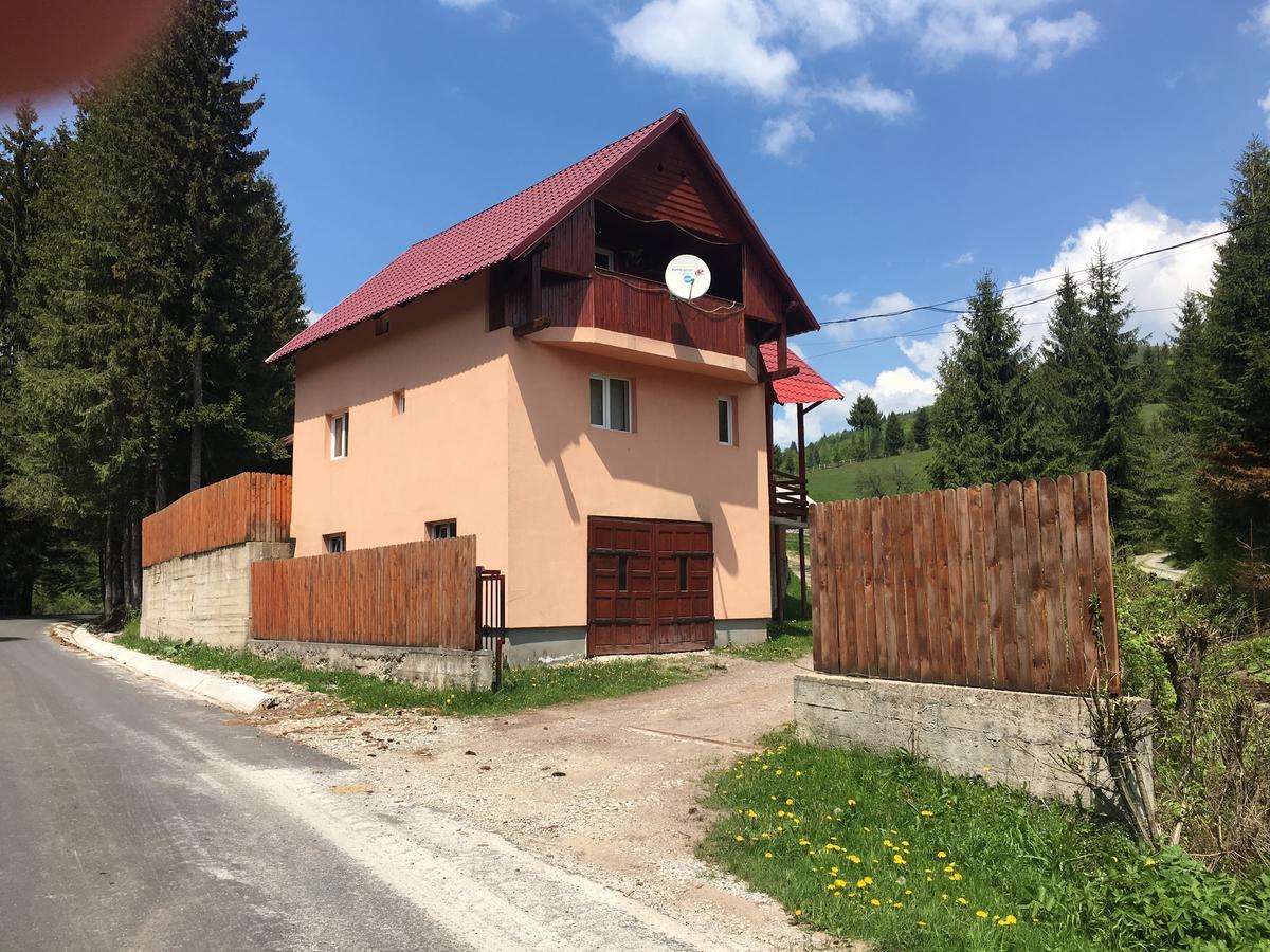 Вилла Casa Alex Арьешени Экстерьер фото